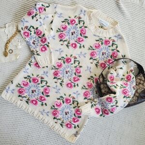 Jennifer's collection vintage floral embroidered sweater Large